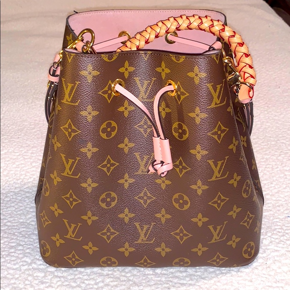 Beautiful NeoNeo LV handbag